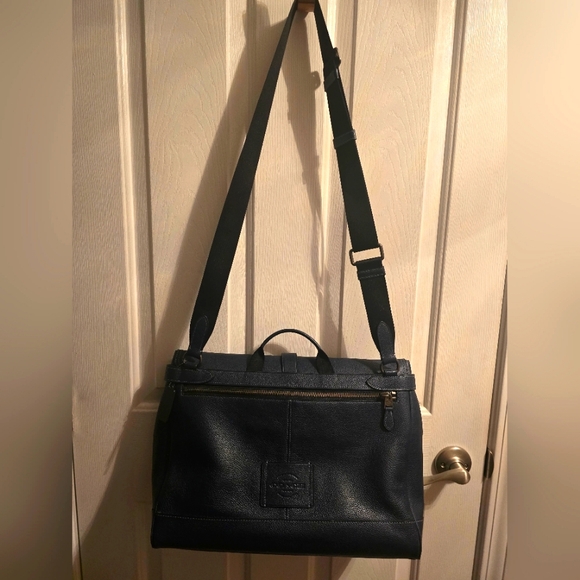 Unisex Coach 1941 Navy Pebble Leather Laptop/Messenger Bag - Picture 2 of 6